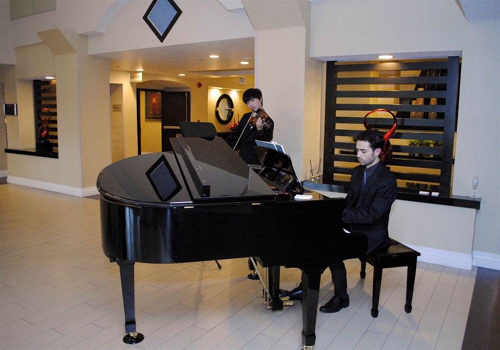 Doubletree By Hilton Chatsworth Los Angeles Esterno foto