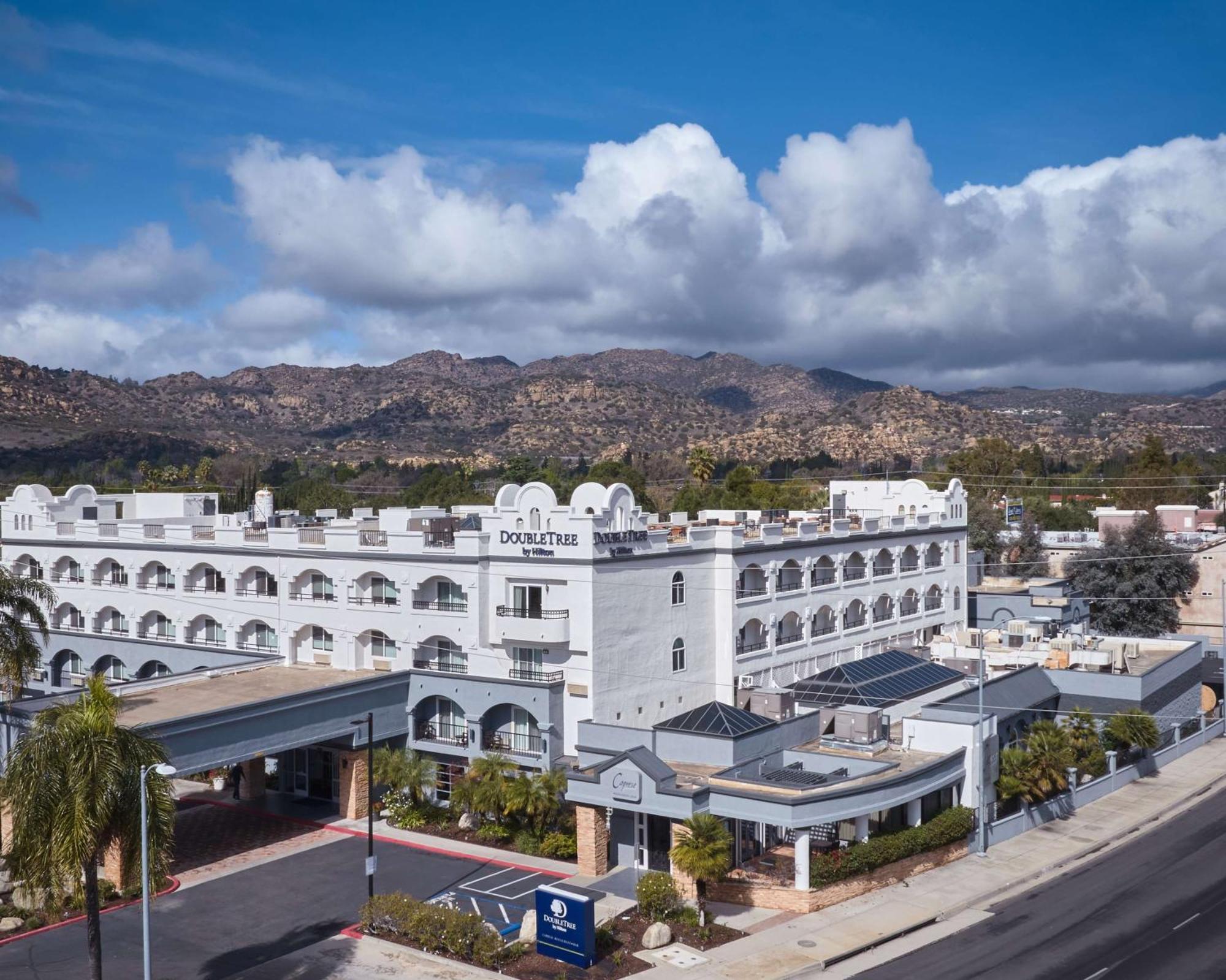 Doubletree By Hilton Chatsworth Los Angeles Esterno foto