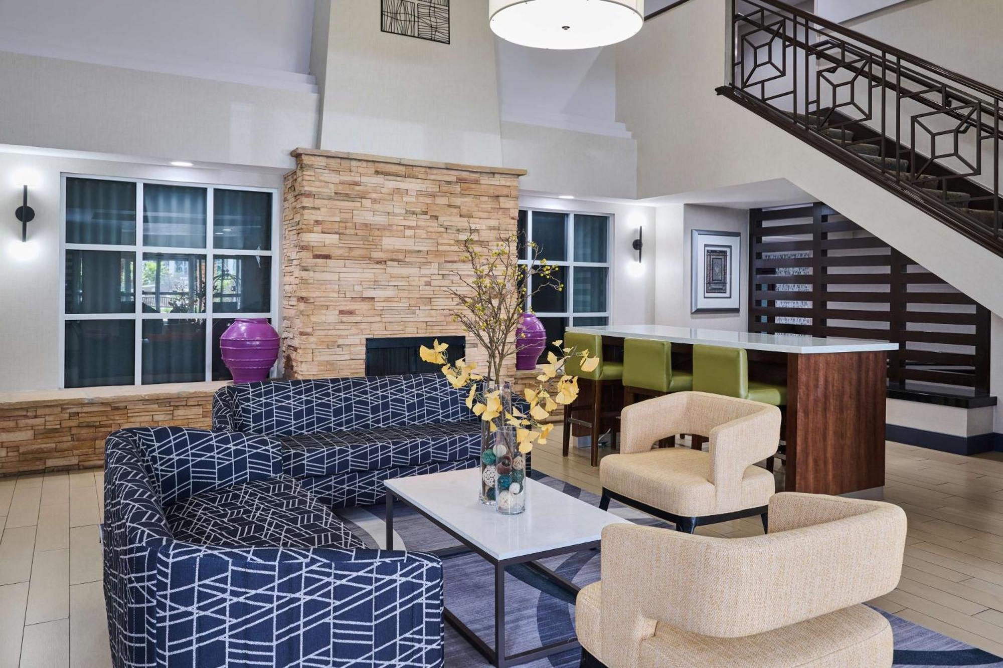 Doubletree By Hilton Chatsworth Los Angeles Esterno foto