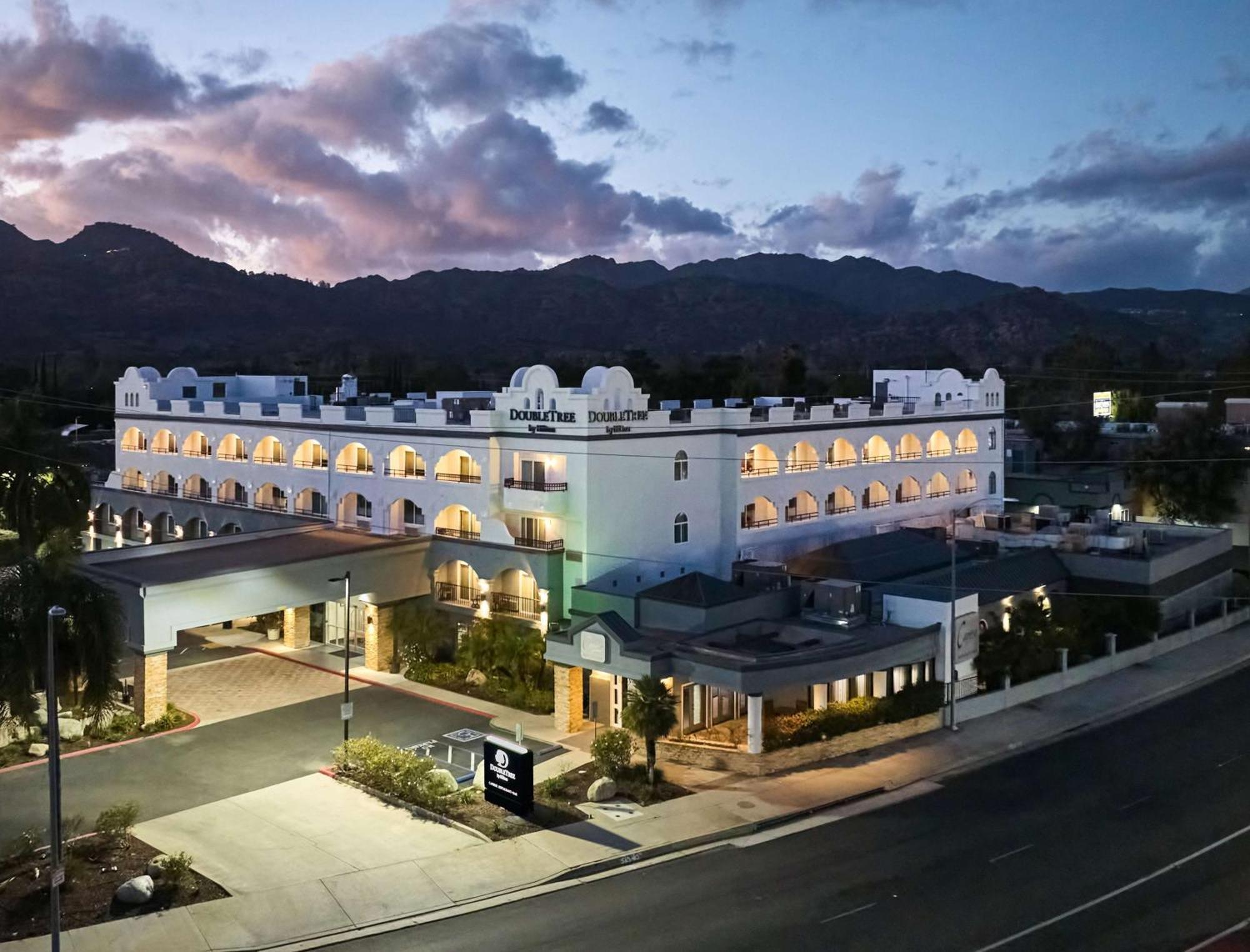 Doubletree By Hilton Chatsworth Los Angeles Esterno foto